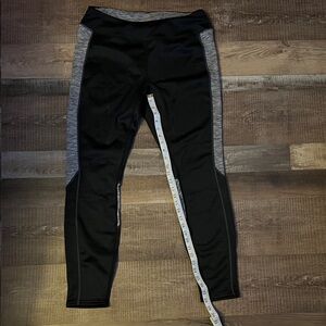 Women’s Black and Gray Leggings